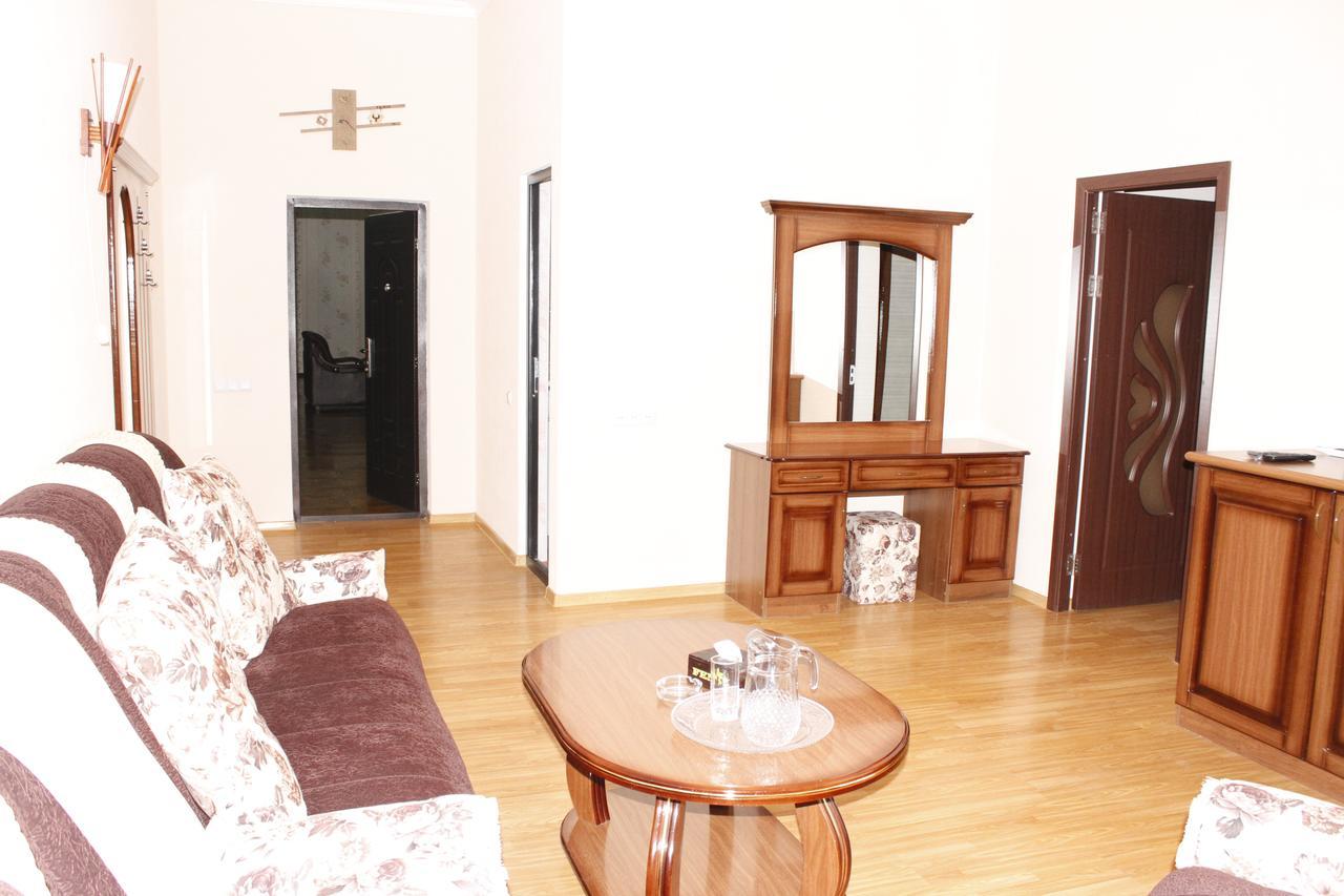Hotel Fenix Complex Kapan 외부 사진